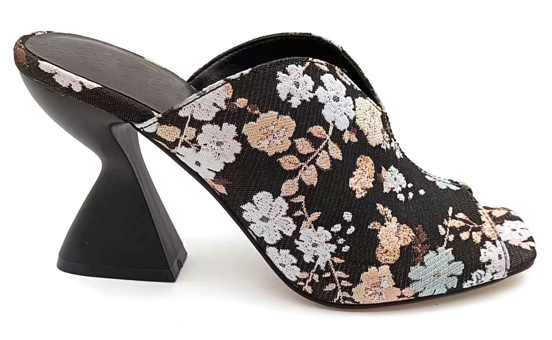 Μπρόκατ Ζακάρντ Φλωρικό Υψηλό Βαμπίρ Peep Toe Mule με γλυπτό κέικ Stand Heel
