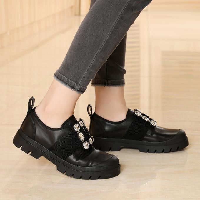 Στρογγυλό δάχτυλο των ποδιών κυρίες Flat Loafer παπούτσια Slip On τύπου Για όλες τις εποχές OEM